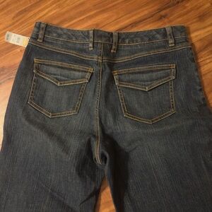 TALBOTS Women's Denim Jeans Size 10P Simply Flattering 5 Pocket Jeans NWT